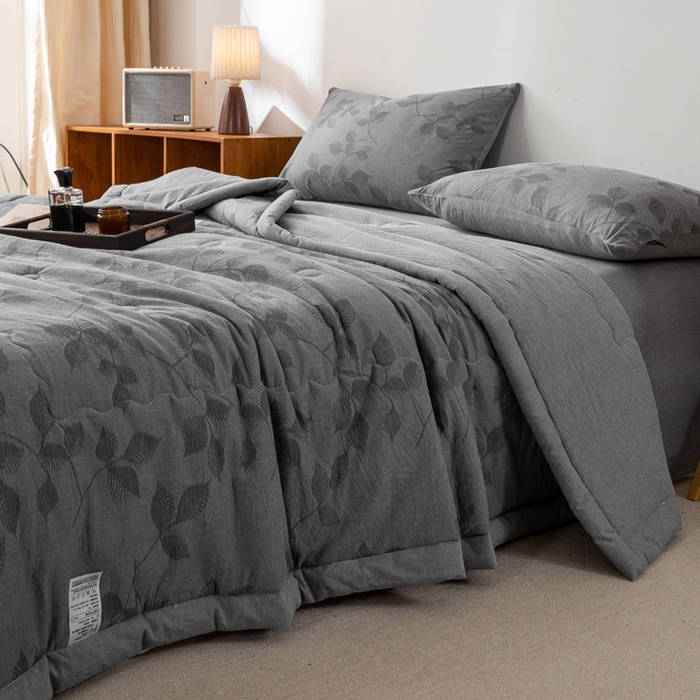 91家纺网 家纺一手货源 找家纺 恋人优选 2026新款樱花叶全棉提花夏被空调被 樱花叶-灰