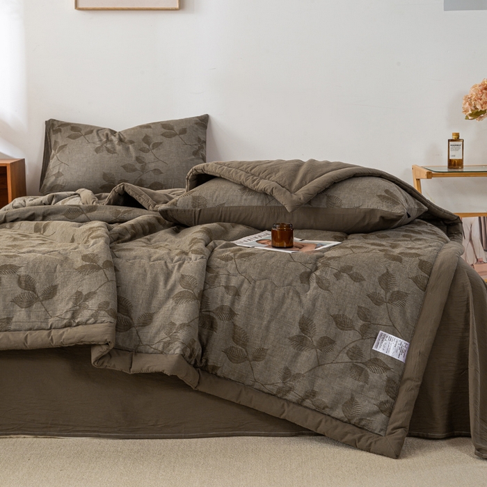 91家纺网 家纺一手货源 找家纺 恋人优选 2026新款樱花叶全棉提花夏被空调被 樱花叶-咖