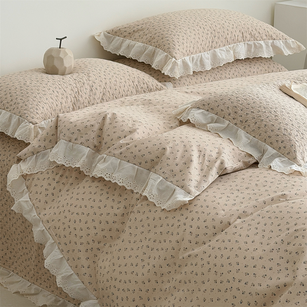 91家纺网 家纺一手货源 找家纺 佰织鑫家居 2026新款全棉法式砂洗棉花床盖款被套四件套 美拉德