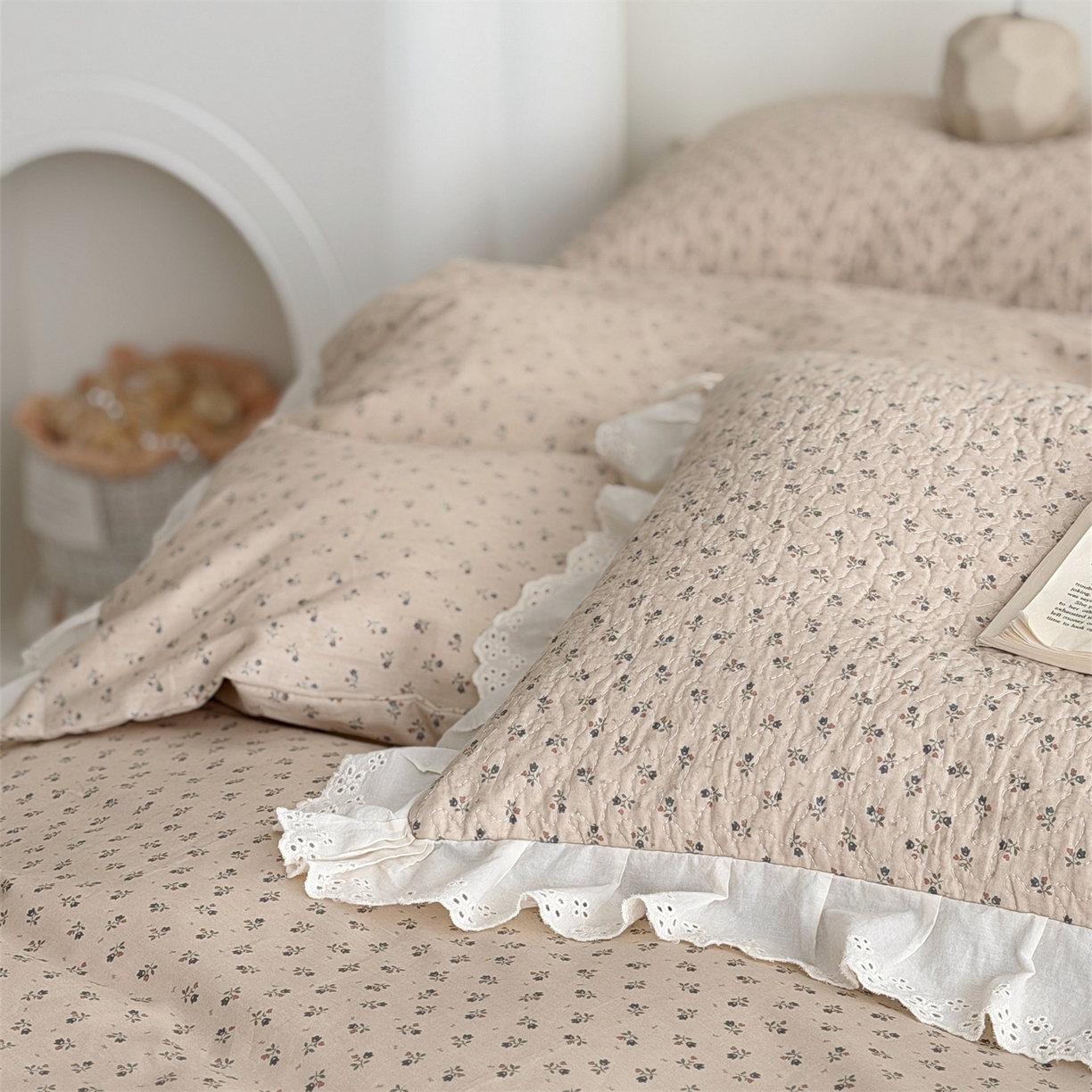 91家纺网 家纺一手货源 找家纺 佰织鑫家居 2026新款全棉法式砂洗棉花床盖款被套四件套 美拉德