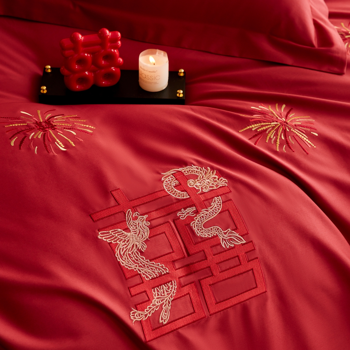 91家纺网 家纺一手货源 找家纺 （总）沐珩家纺 2026新款100S长绒棉贡缎刺绣四件套-烟火印迹