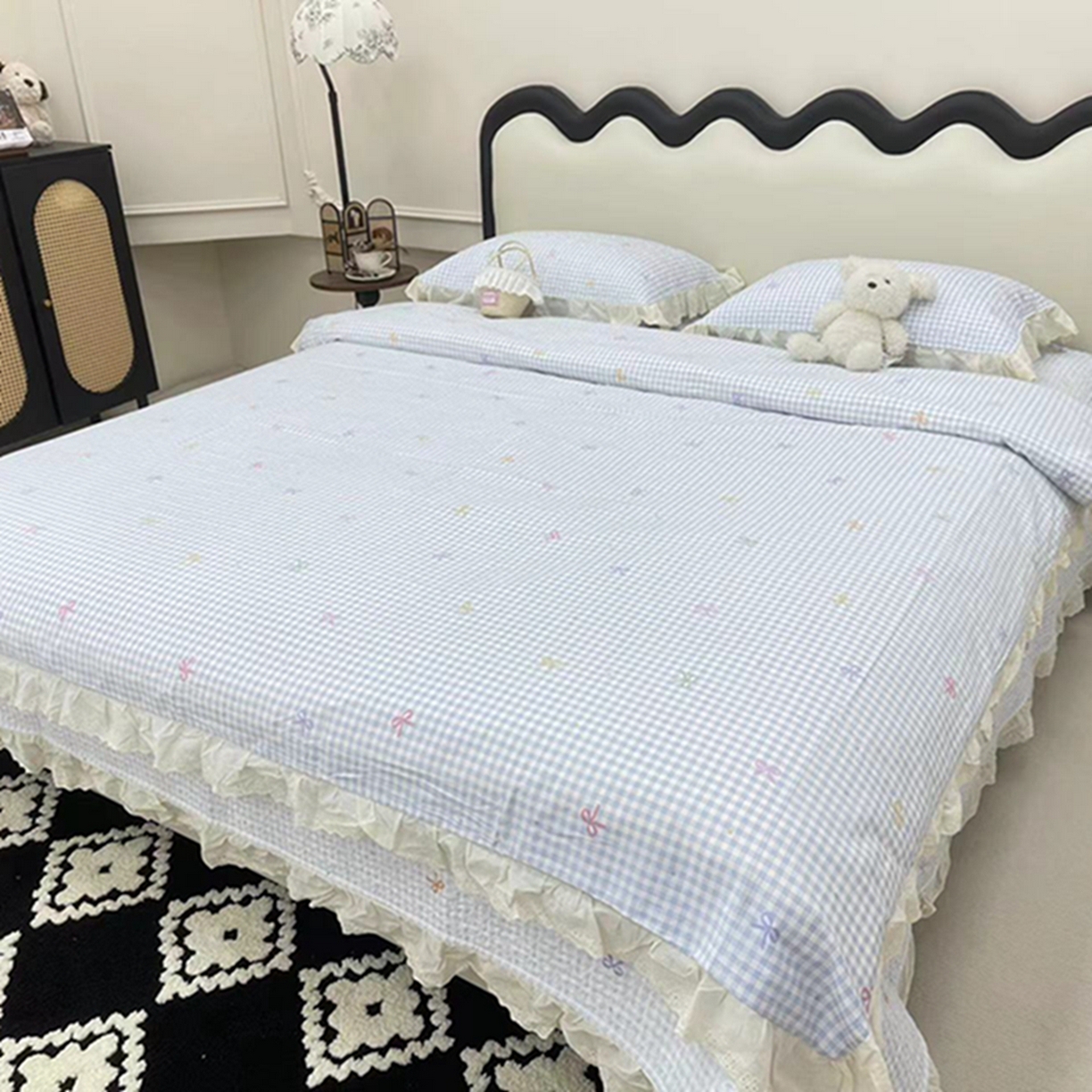 91家纺网 家纺一手货源 找家纺 禧瑞谷 2026新款法式纯棉床盖韩版花边床盖三件套四件套 格子蝴蝶结蓝色