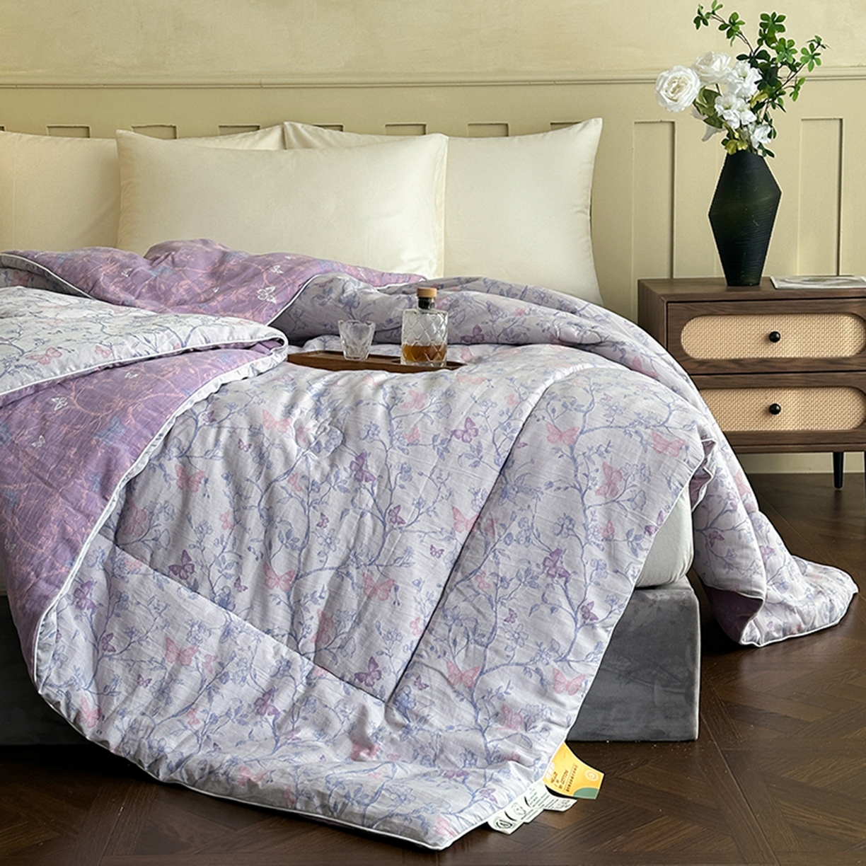 91家纺网 家纺一手货源 找家纺 睡棉坊 2026新款全棉色织提花双层纱夏被夏凉被空调被 蝶结缘