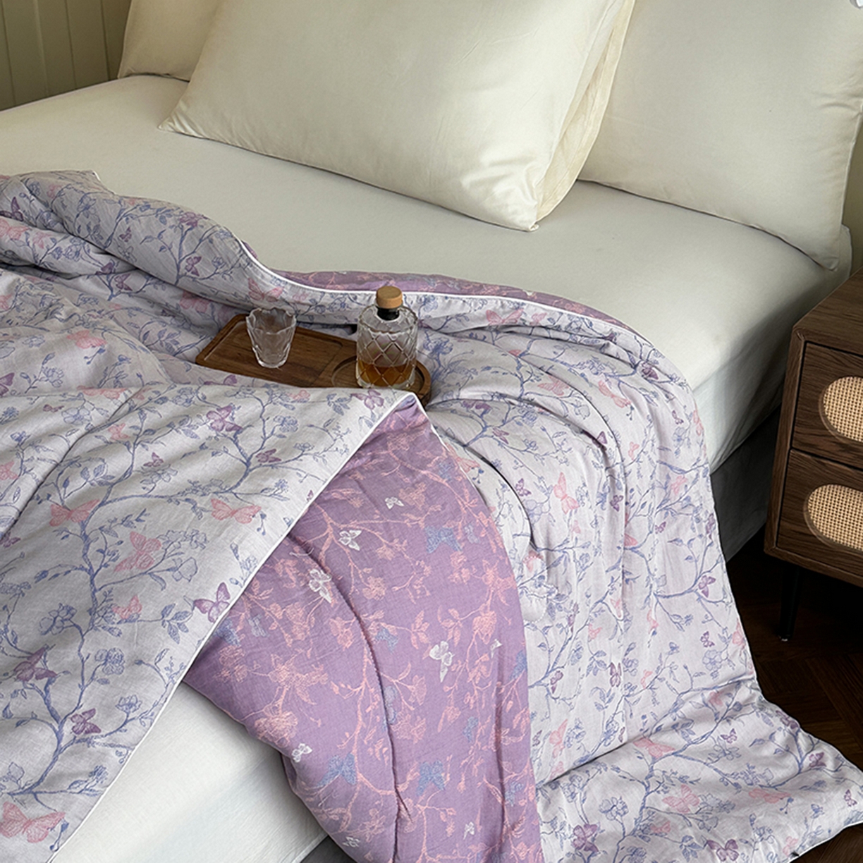 91家纺网 家纺一手货源 找家纺 睡棉坊 2026新款全棉色织提花双层纱夏被夏凉被空调被 蝶结缘