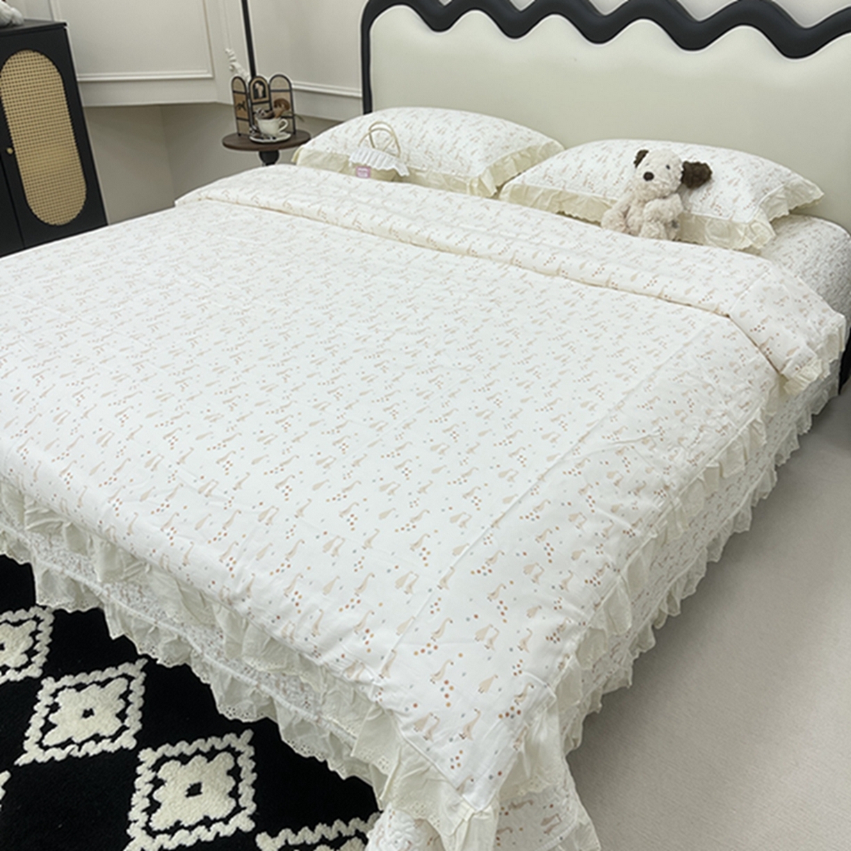 91家纺网 家纺一手货源 找家纺 禧瑞谷 2026新款法式纯棉床盖韩版花边床盖三件套四件套 可爱鹅