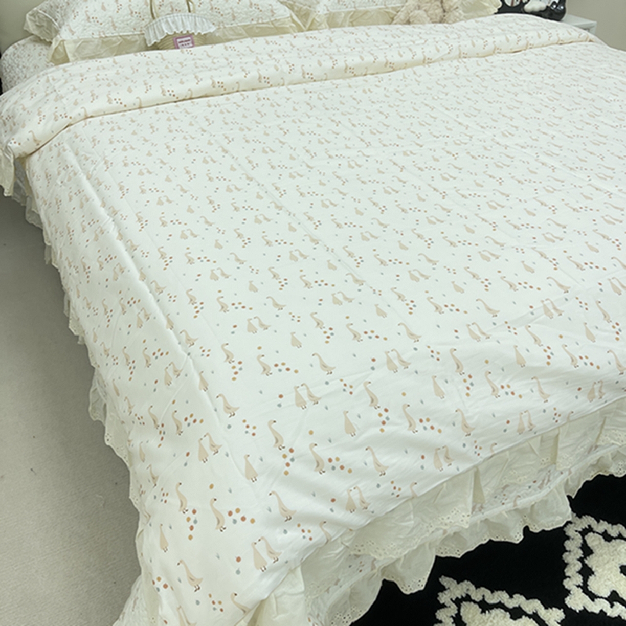 91家纺网 家纺一手货源 找家纺 禧瑞谷 2026新款法式纯棉床盖韩版花边床盖三件套四件套 可爱鹅