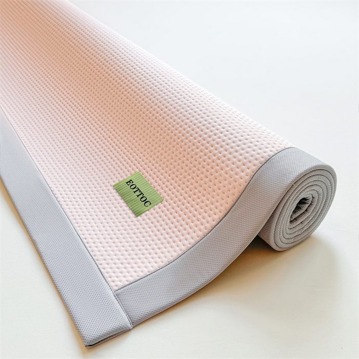 91家纺网 家纺一手货源 找家纺 雯豆家纺 2026春夏新款凉感丝豆豆凉席席子三件套冰丝软席三明治款平铺席子 凉感丝豆豆席-胭脂粉