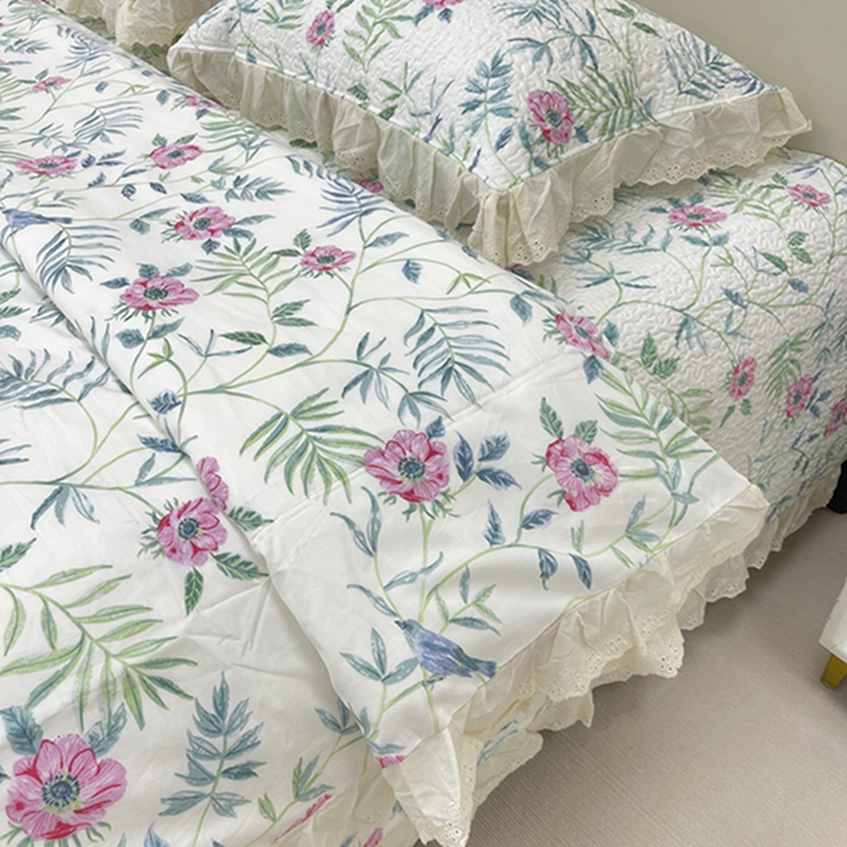 91家纺网 家纺一手货源 找家纺 禧瑞谷 2026新款法式纯棉床盖韩版花边床盖三件套四件套 林间花叙