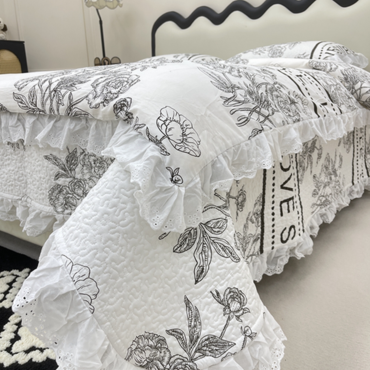 91家纺网 家纺一手货源 找家纺 禧瑞谷 2026新款法式纯棉床盖韩版花边床盖三件套四件套 梦境