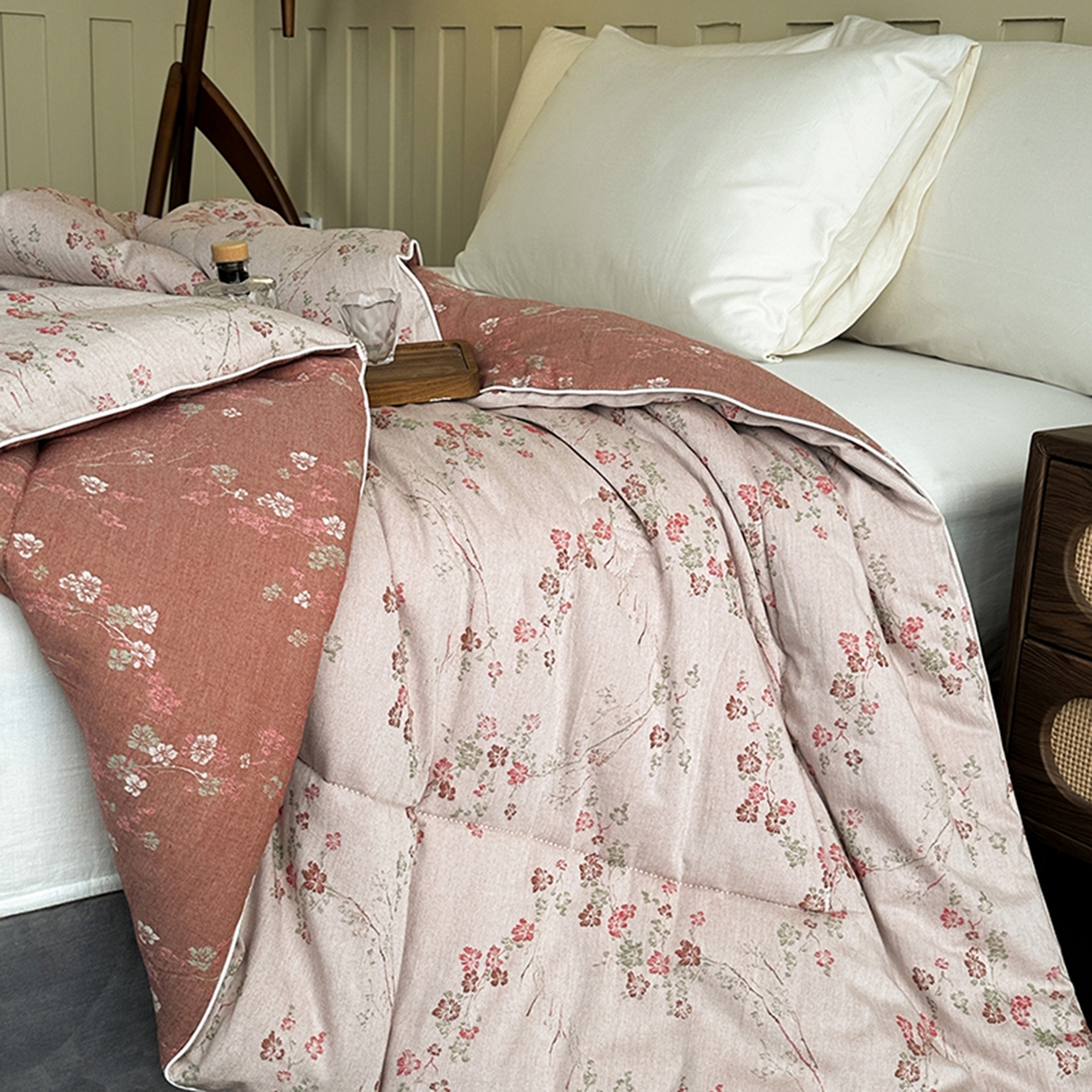 91家纺网 家纺一手货源 找家纺 睡棉坊 2026新款全棉色织提花双层纱夏被夏凉被空调被 雪梅