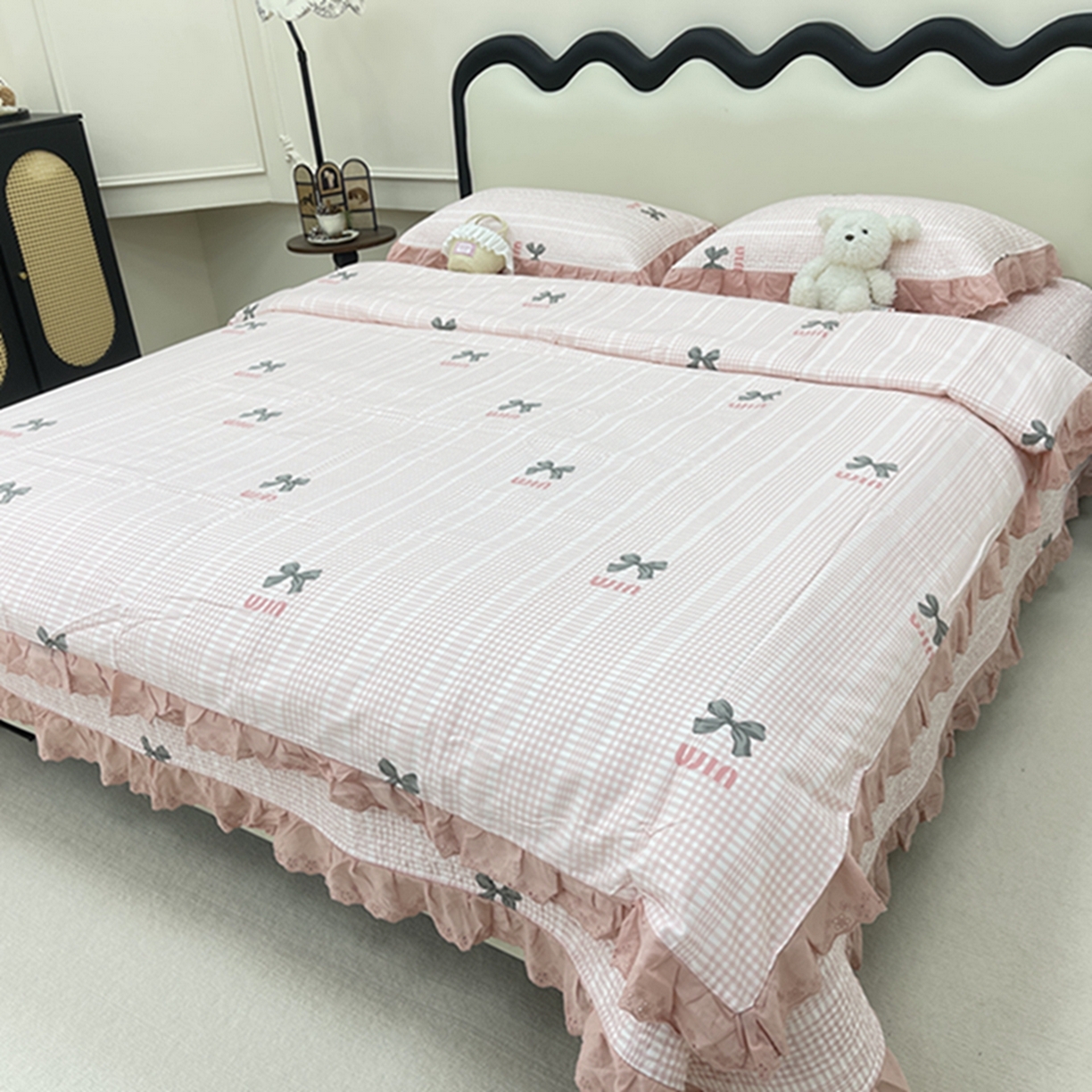 91家纺网 家纺一手货源 找家纺 禧瑞谷 2026新款法式纯棉床盖韩版花边床盖三件套四件套 缪格子蝴蝶结