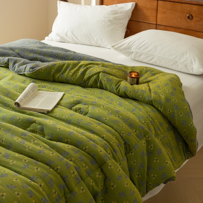 91家纺网 家纺一手货源 找家纺 睡棉坊 2026新款全棉色织提花双层纱夏被夏凉被空调被 诗画-绿