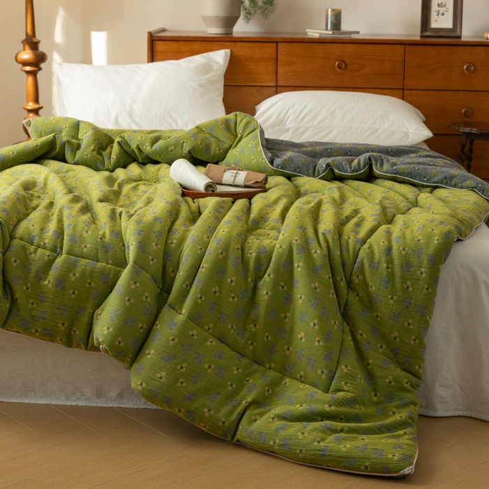 91家纺网 家纺一手货源 找家纺 睡棉坊 2026新款全棉色织提花双层纱夏被夏凉被空调被 诗画-绿