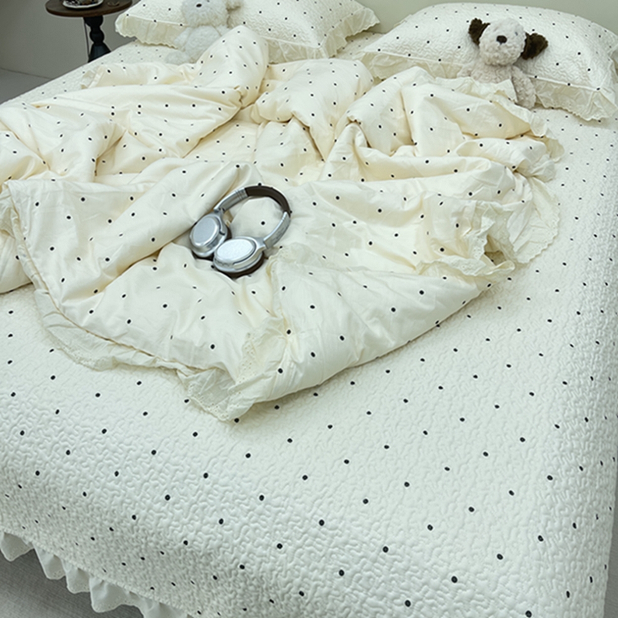 91家纺网 家纺一手货源 找家纺 禧瑞谷 2026新款法式纯棉床盖韩版花边床盖三件套四件套 奶茶波点