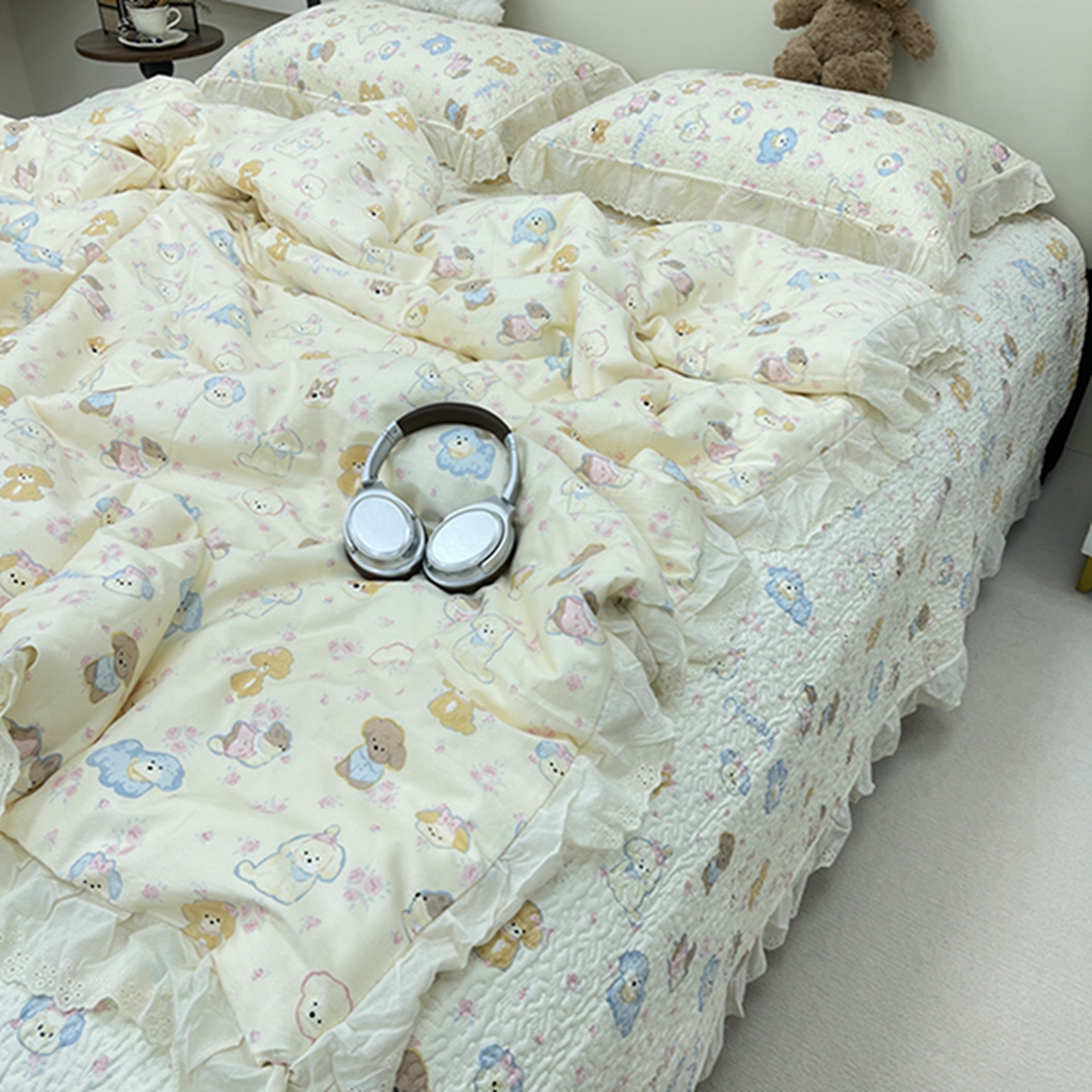 91家纺网 家纺一手货源 找家纺 禧瑞谷 2026新款法式纯棉床盖韩版花边床盖三件套四件套 奶油小狗