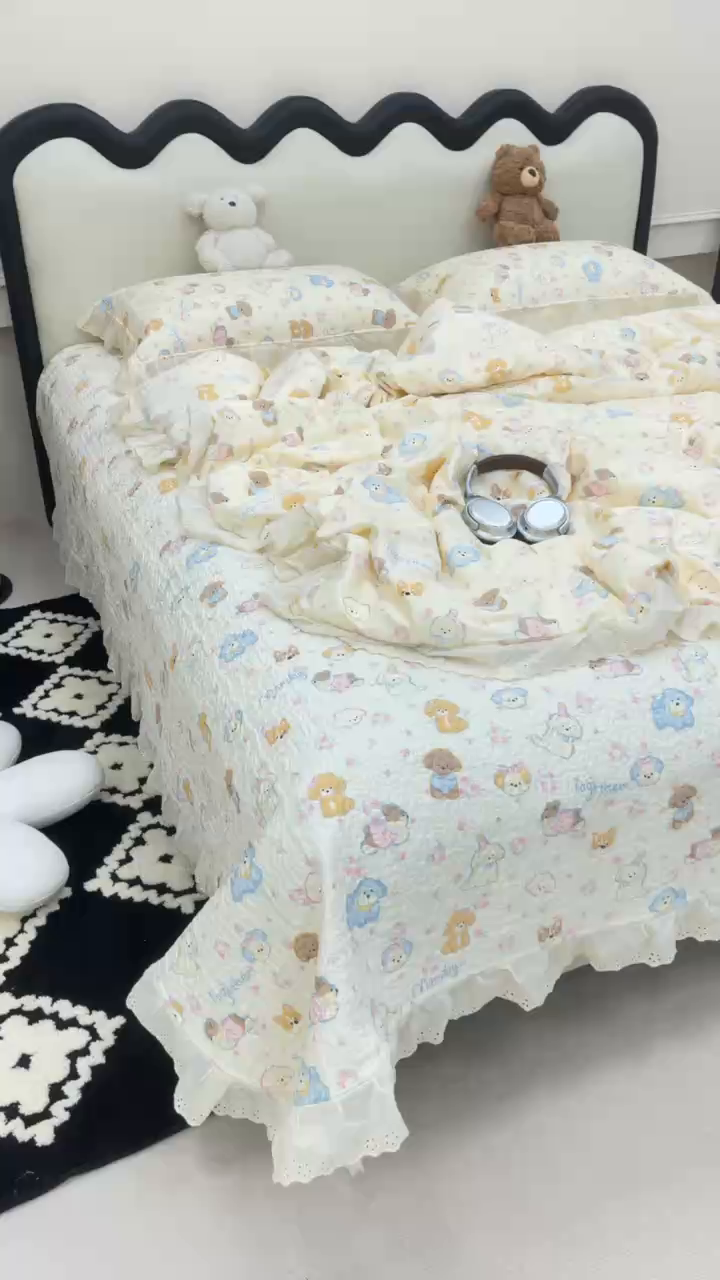 91家纺网 家纺一手货源 找家纺 禧瑞谷 2026新款法式纯棉床盖韩版花边床盖三件套四件套 奶油小狗