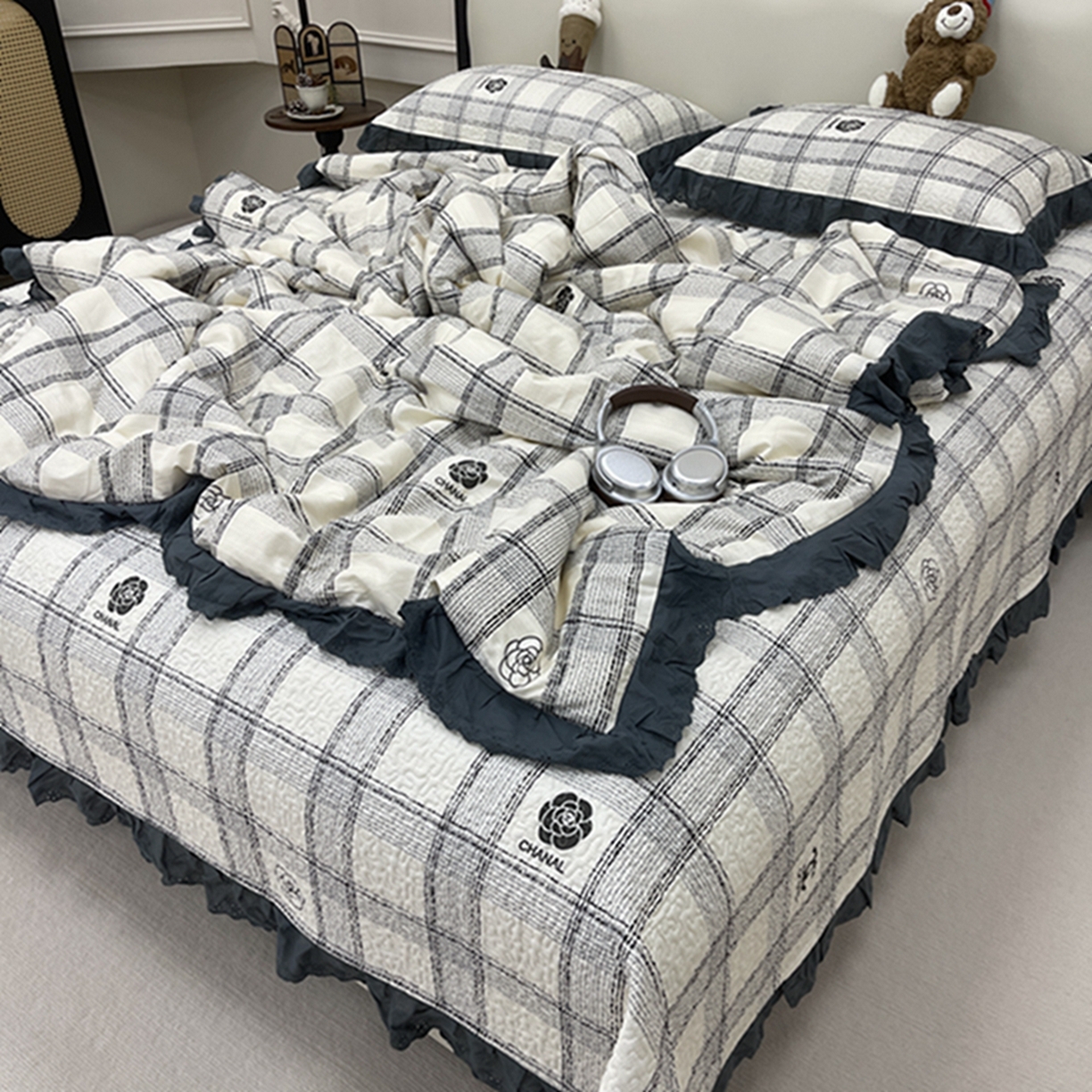 91家纺网 家纺一手货源 找家纺 禧瑞谷 2026新款法式纯棉床盖韩版花边床盖三件套四件套 香香格子