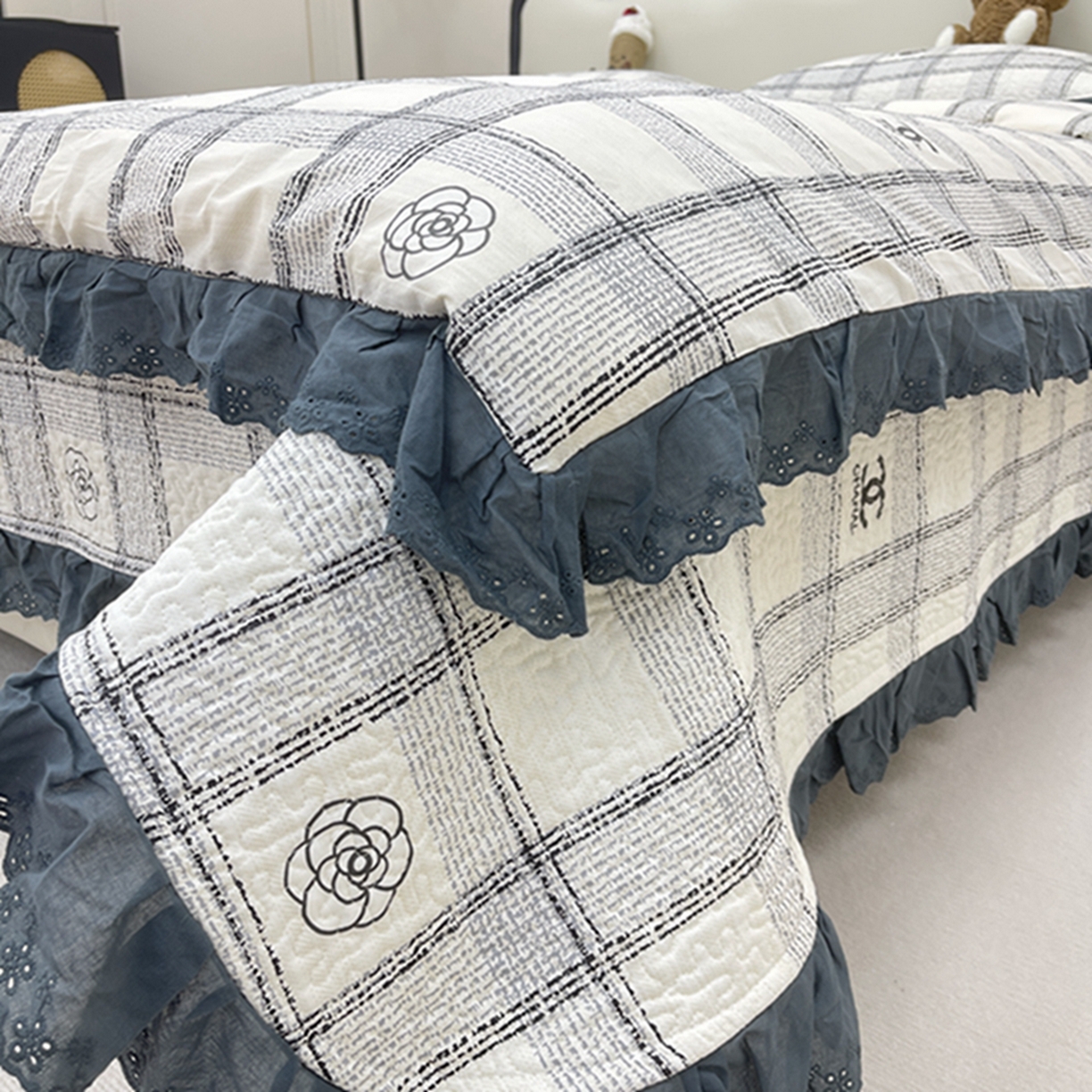 91家纺网 家纺一手货源 找家纺 禧瑞谷 2026新款法式纯棉床盖韩版花边床盖三件套四件套 香香格子