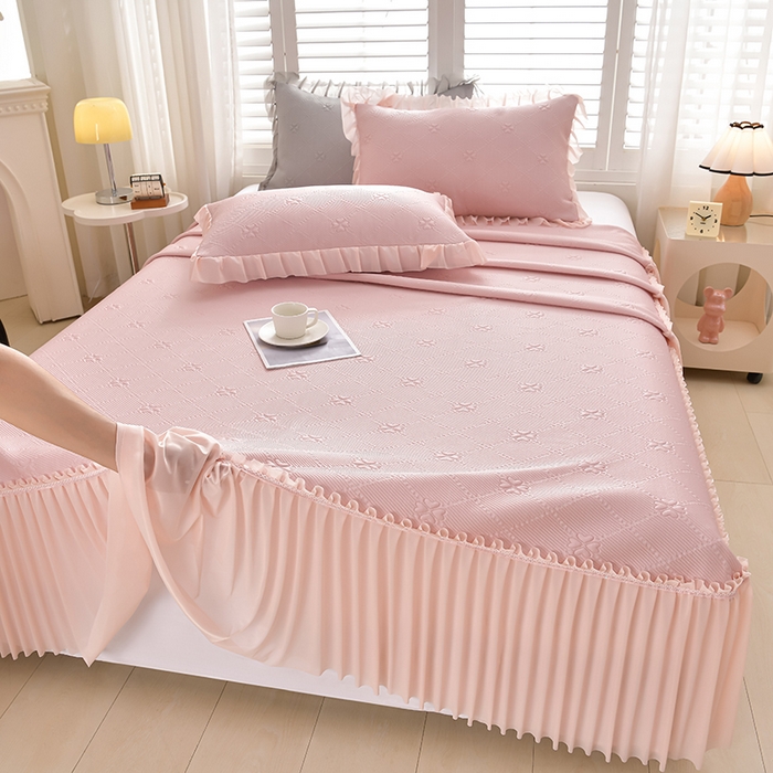 91家纺网 家纺一手货源 找家纺 畅畅家纺 2026春夏新款聚乙烯中分子凉感冰感凉豆豆凉席席子床裙三件套幸运草 幸运草-粉