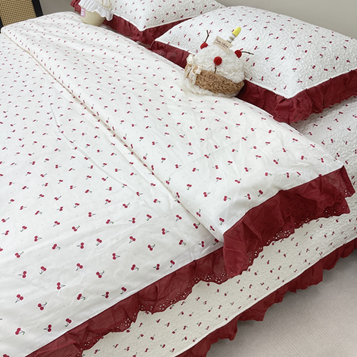 91家纺网 家纺一手货源 找家纺 禧瑞谷 2026新款法式纯棉床盖韩版花边床盖三件套四件套 小红果