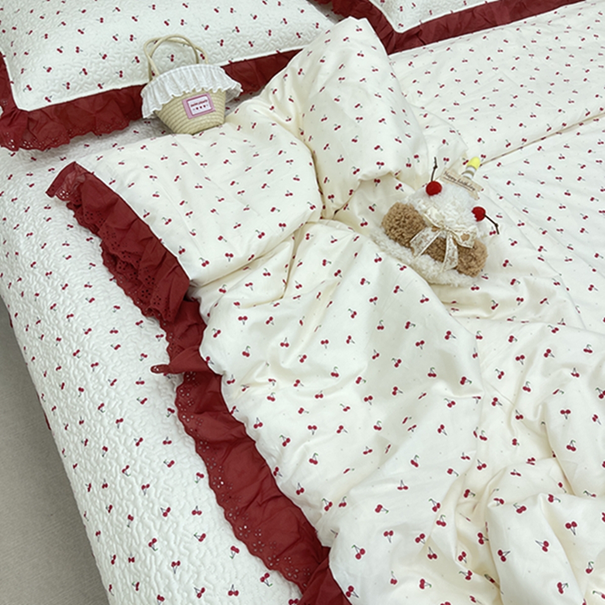 91家纺网 家纺一手货源 找家纺 禧瑞谷 2026新款法式纯棉床盖韩版花边床盖三件套四件套 小红果