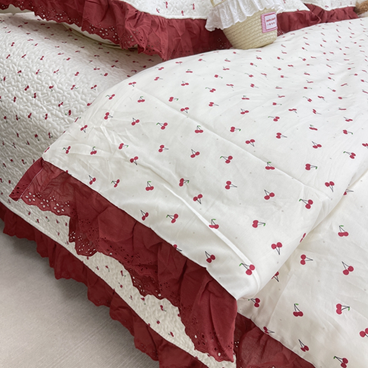 91家纺网 家纺一手货源 找家纺 禧瑞谷 2026新款法式纯棉床盖韩版花边床盖三件套四件套 小红果
