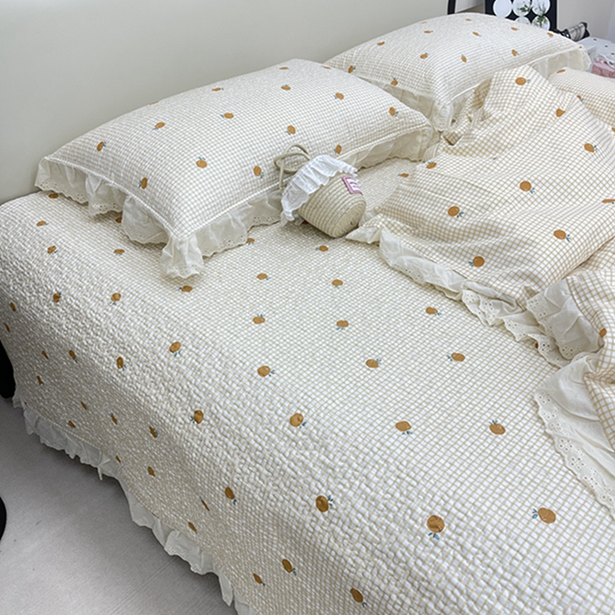 91家纺网 家纺一手货源 找家纺 禧瑞谷 2026新款法式纯棉床盖韩版花边床盖三件套四件套 心想柿成