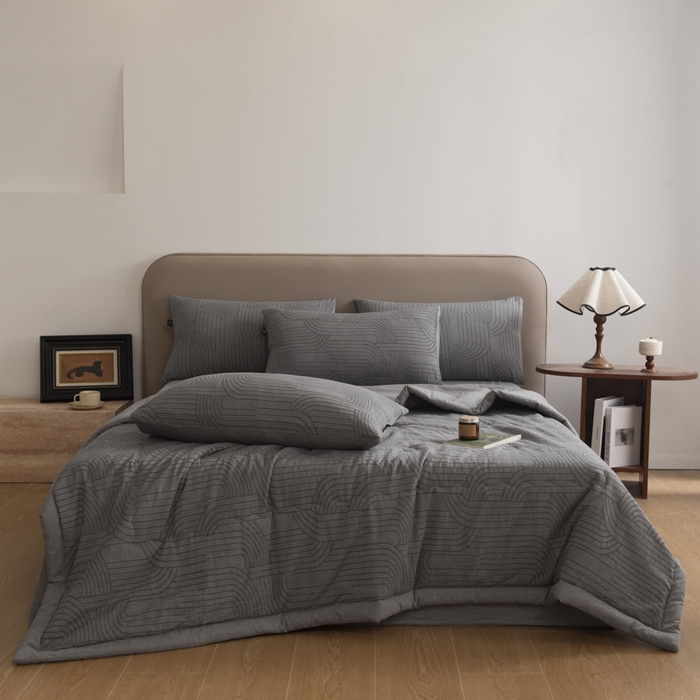 91家纺网 家纺一手货源 找家纺 恋人优选 2026新款浮光全棉提花夏被空调被 浮光灰