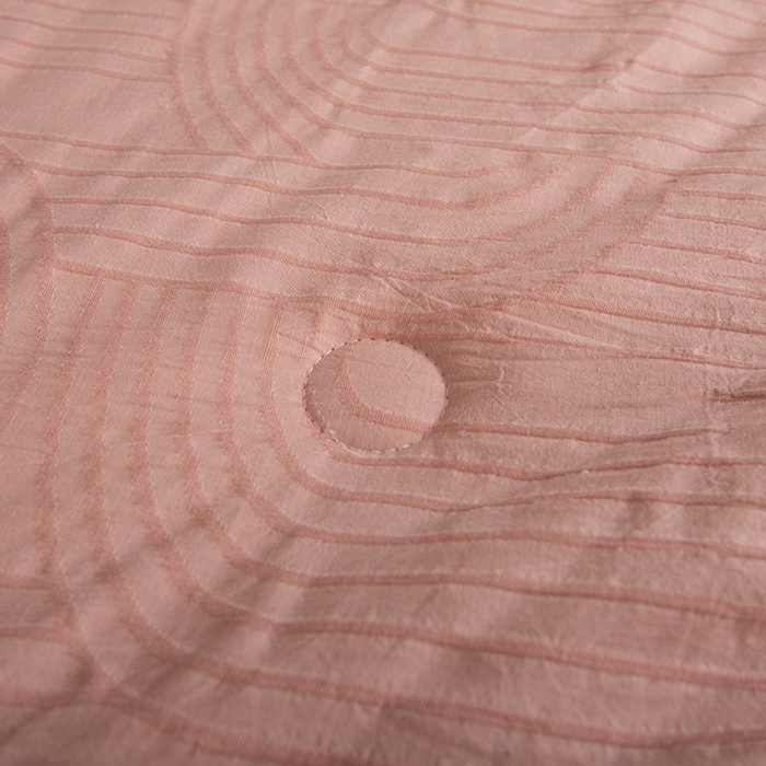 91家纺网 家纺一手货源 找家纺 恋人优选 2026新款浮光全棉提花夏被空调被 浮光粉