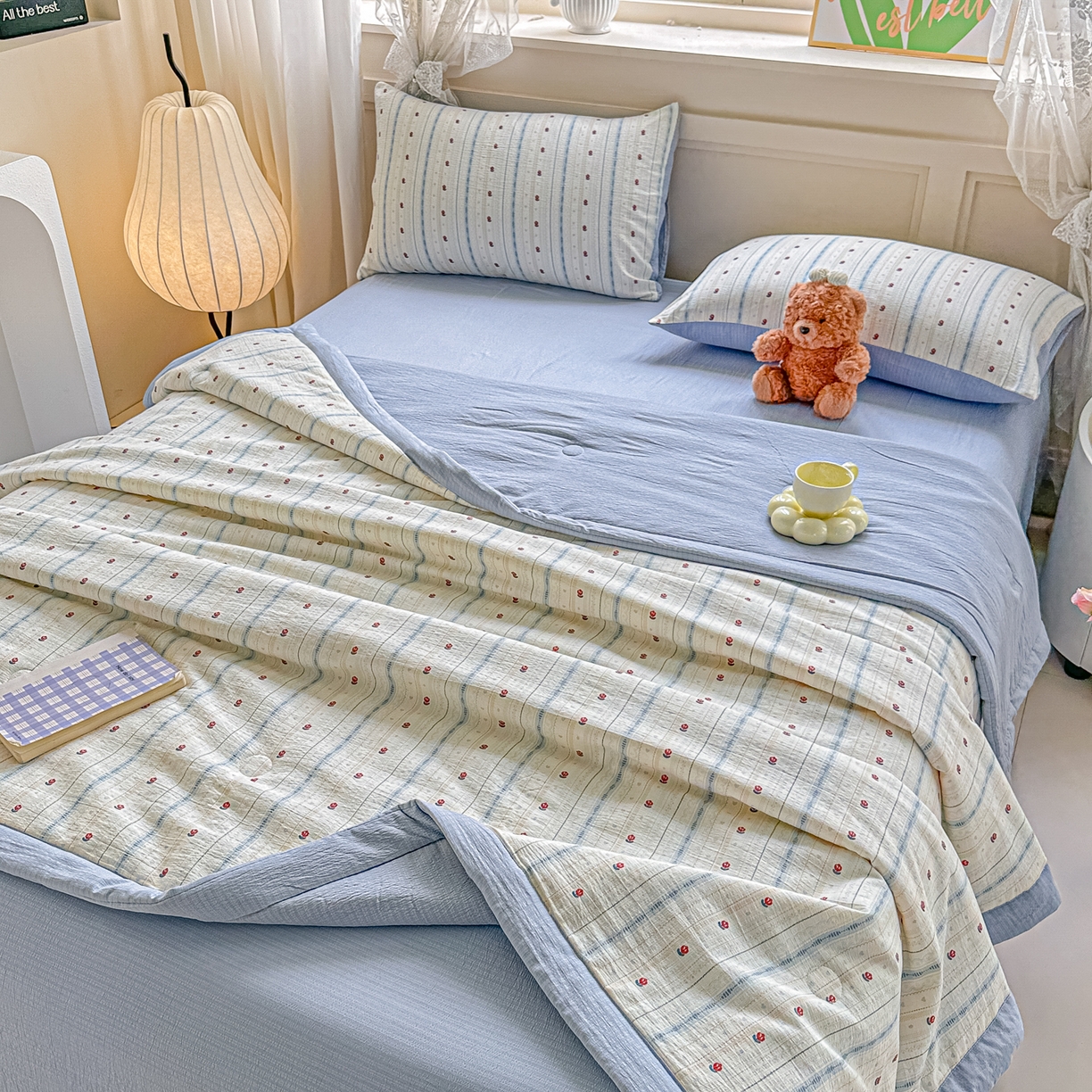 91家纺网 家纺一手货源 找家纺 秋泽家纺 2026新款A类云感双层纱大豆纤维夏凉被空调被小清新印花夏被 美好时光