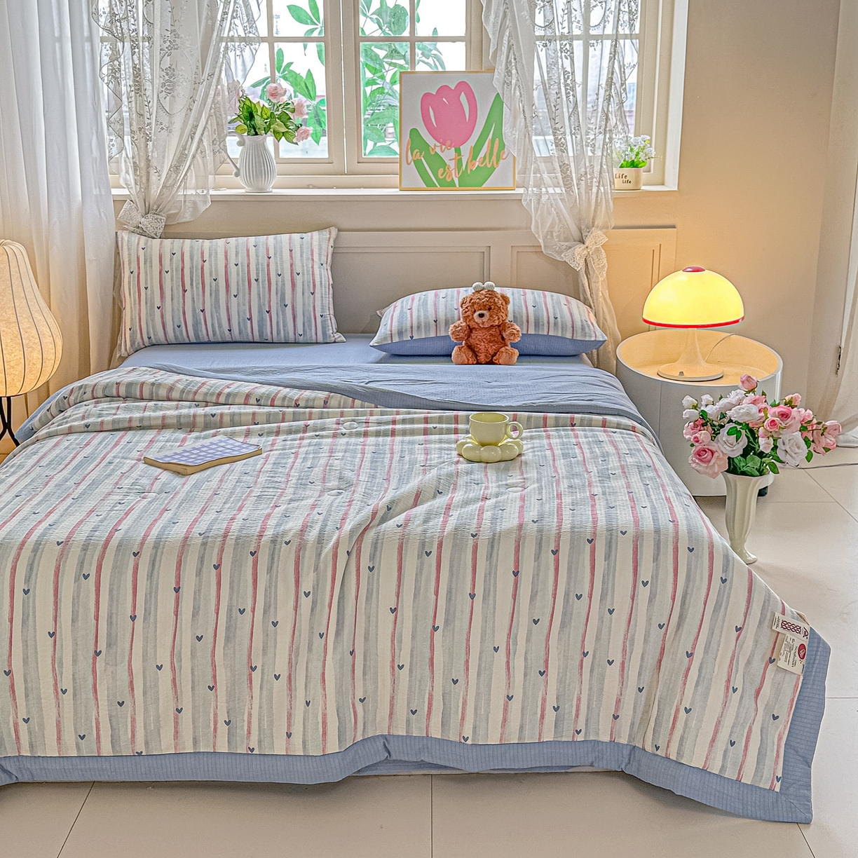 91家纺网 家纺一手货源 找家纺 秋泽家纺 2026新款A类云感双层纱大豆纤维夏凉被空调被小清新印花夏被 桃心条纹