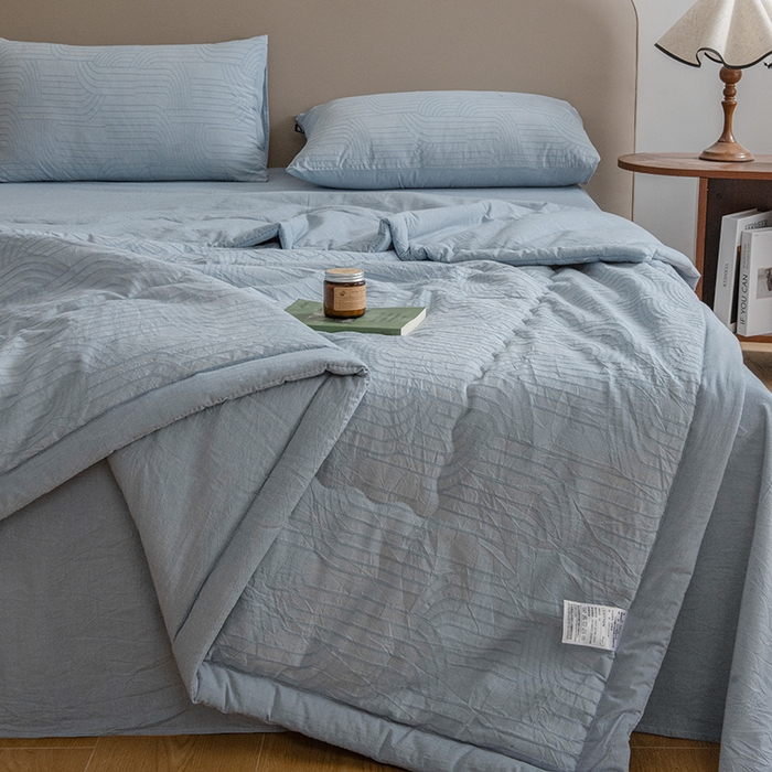 91家纺网 家纺一手货源 找家纺 恋人优选 2026新款浮光全棉提花夏被空调被 浮光兰