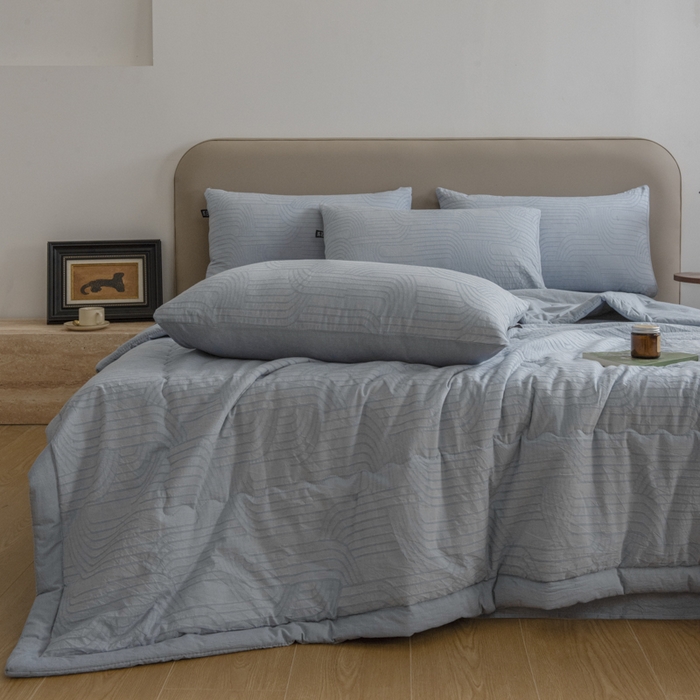 91家纺网 家纺一手货源 找家纺 恋人优选 2026新款浮光全棉提花夏被空调被 浮光兰