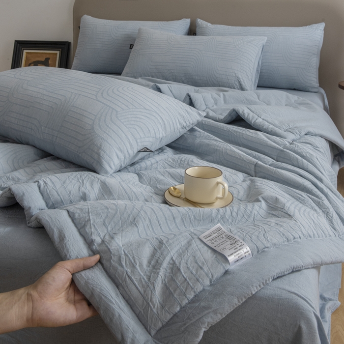 91家纺网 家纺一手货源 找家纺 恋人优选 2026新款浮光全棉提花夏被空调被 浮光兰