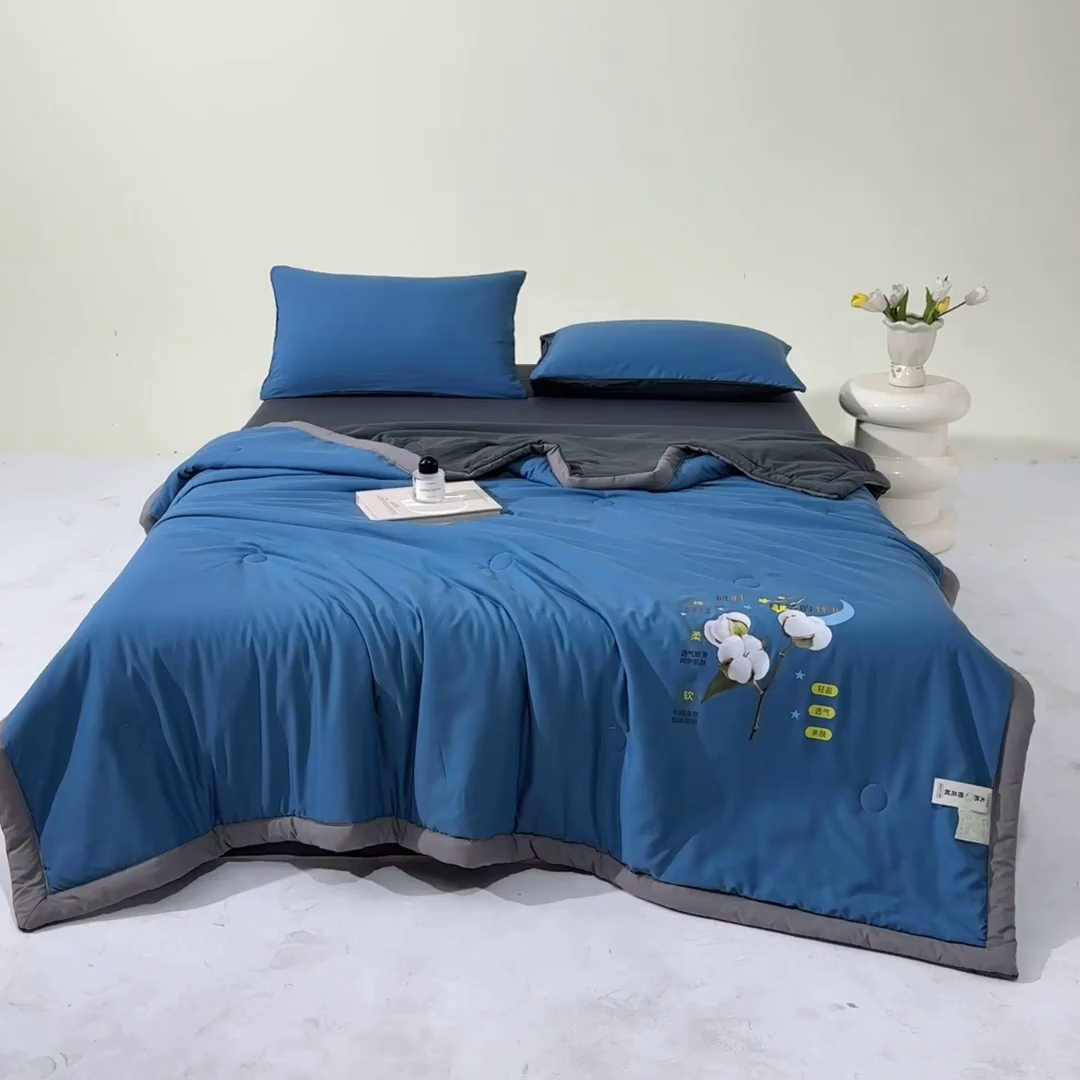 91家纺网 家纺一手货源 找家纺 卡斯诺家纺馆 2026新款水洗棉棉花夏被四件套 宝兰深灰