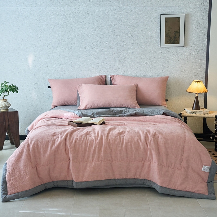 91家纺网 家纺一手货源 找家纺 恋人优选 2026新款A类全棉色织水洗棉提花夏被空调被 大波浪粉