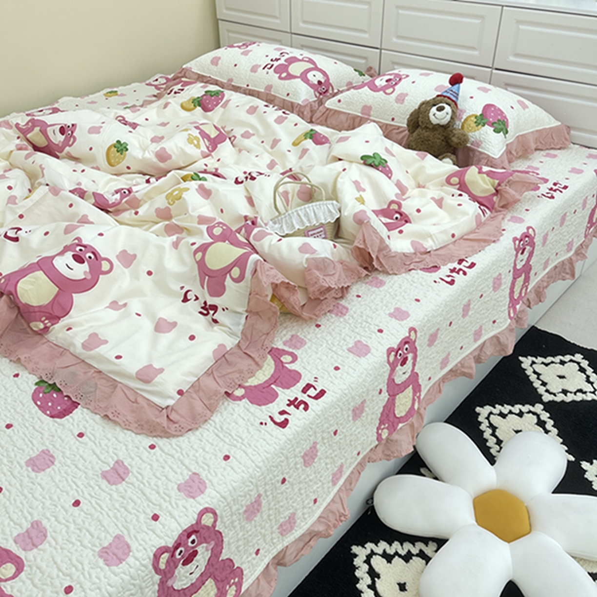 91家纺网 家纺一手货源 找家纺 禧瑞谷 2026法式纯棉绗缝全棉榻榻米床盖防滑加厚纯棉床单夹棉三件套床盖纯棉东北农大炕盖 草莓熊