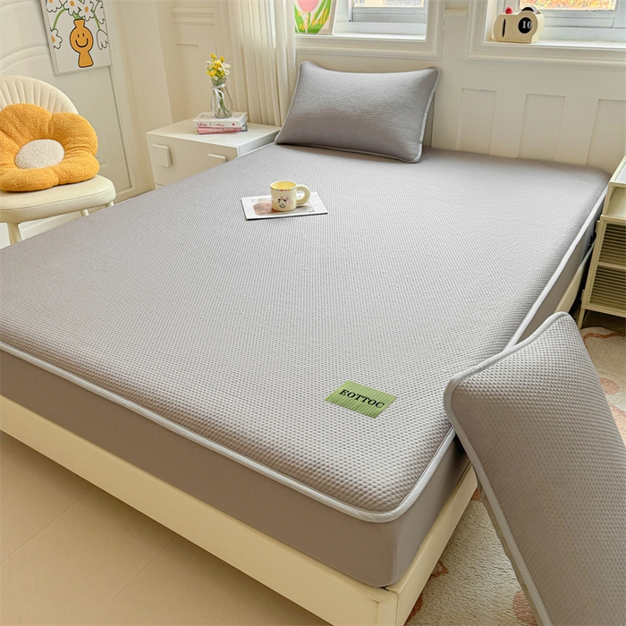 91家纺网 家纺一手货源 找家纺 （总）雯豆家纺 2026春夏新款凉感丝豆豆床笠三件套加厚三明治床垫保护套