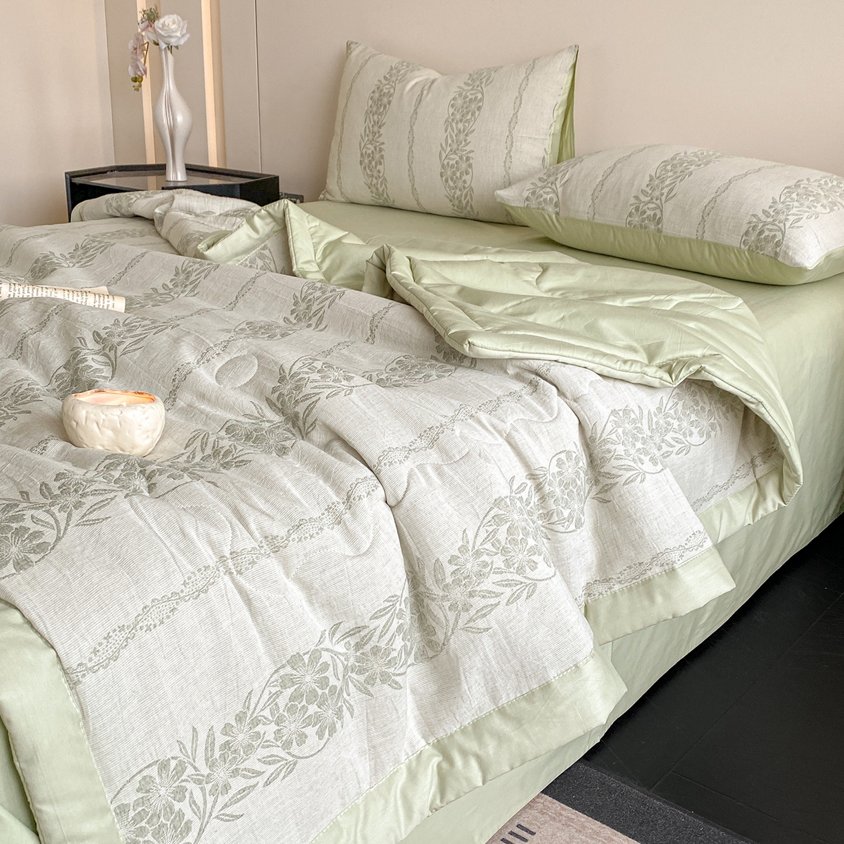 91家纺网 家纺一手货源 找家纺 恋人优选 2026新款全棉三层提花夏被空调被 花蔓吟-绿