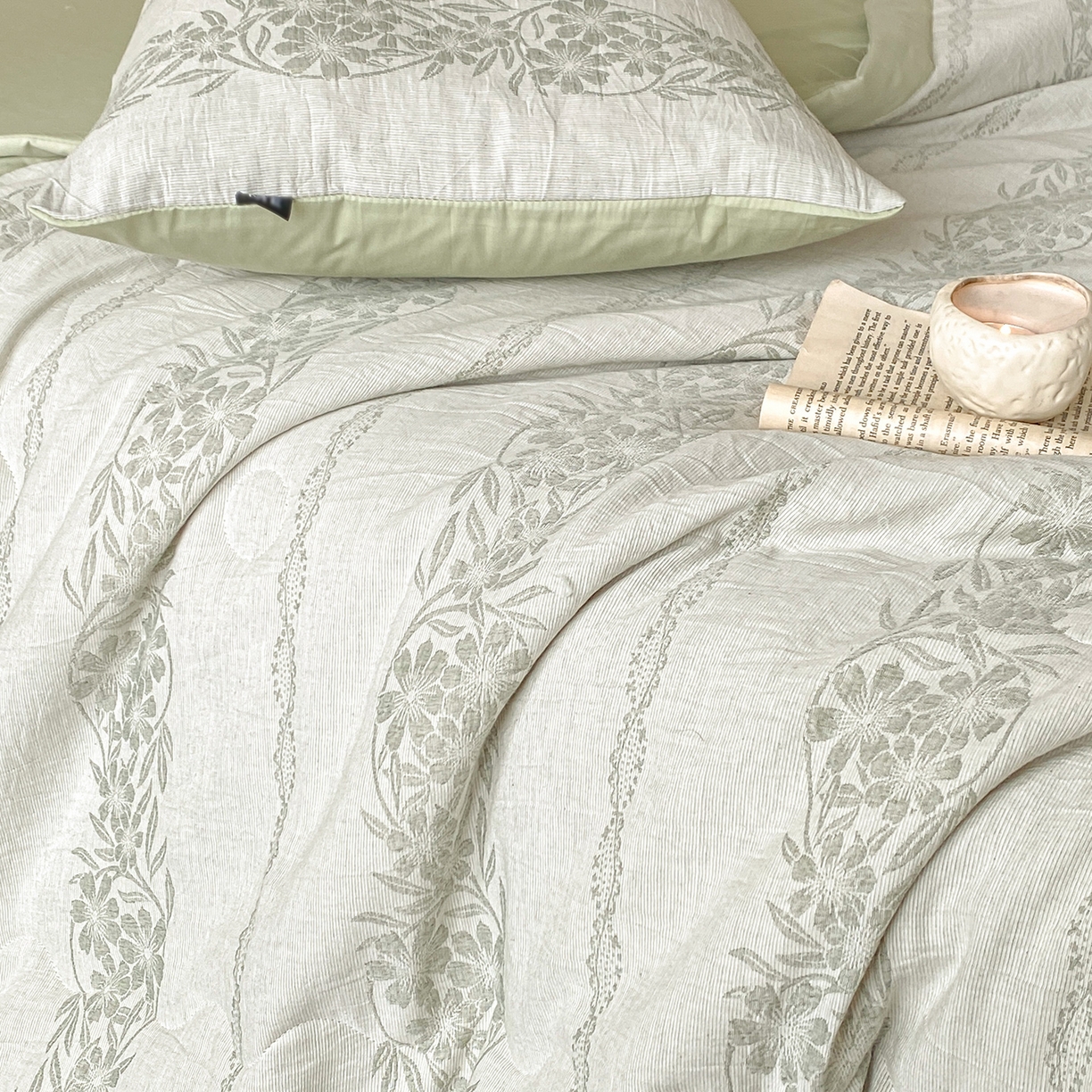 91家纺网 家纺一手货源 找家纺 恋人优选 2026新款全棉三层提花夏被空调被 花蔓吟-绿