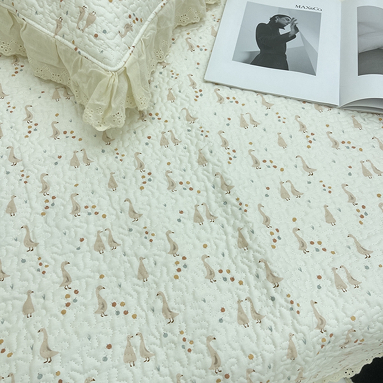 91家纺网 家纺一手货源 找家纺 禧瑞谷 2026法式纯棉绗缝全棉榻榻米床盖防滑加厚纯棉床单夹棉三件套床盖纯棉东北农大炕盖 可爱鹅