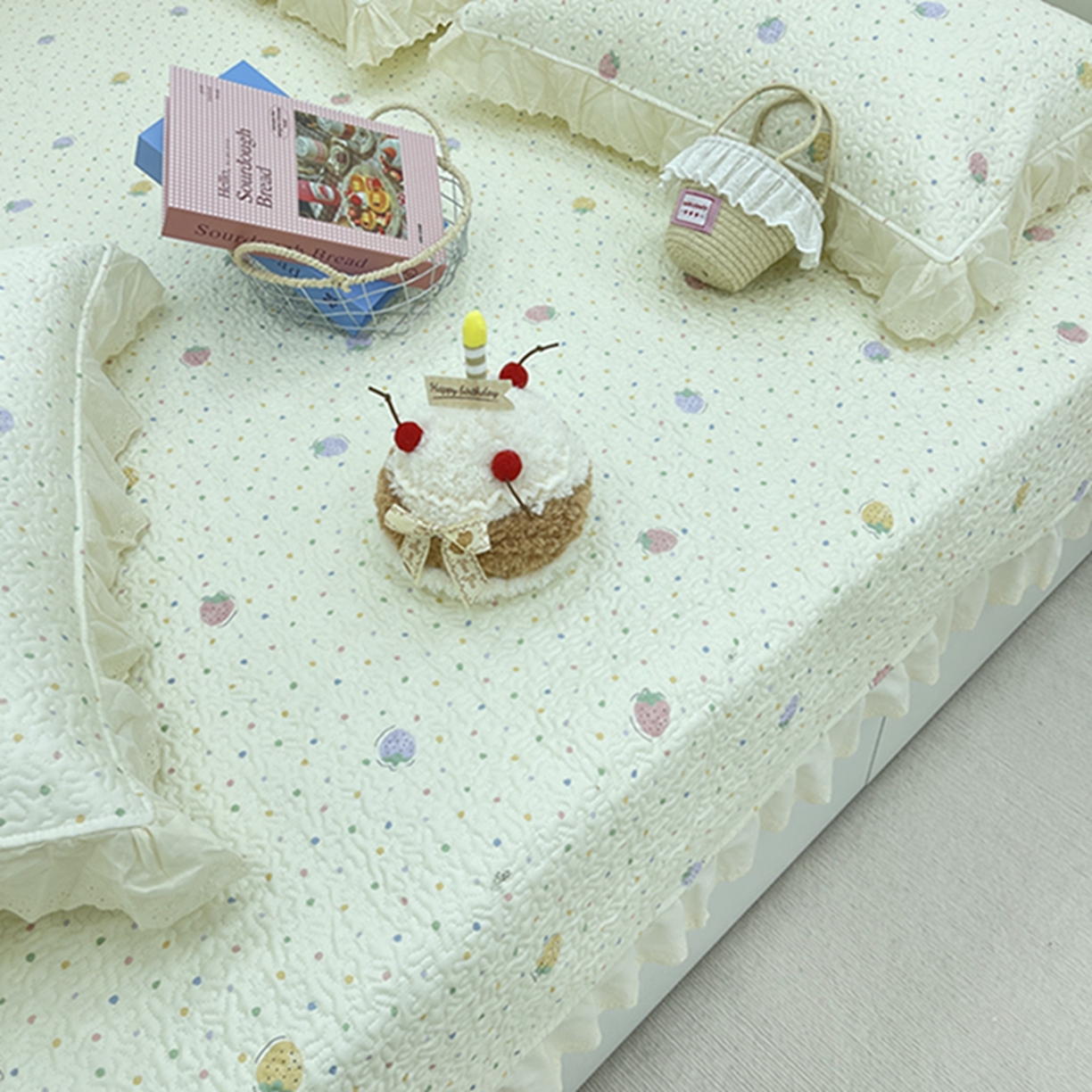 91家纺网 家纺一手货源 找家纺 禧瑞谷 2026法式纯棉绗缝全棉榻榻米床盖防滑加厚纯棉床单夹棉三件套床盖纯棉东北农大炕盖 莓果点点