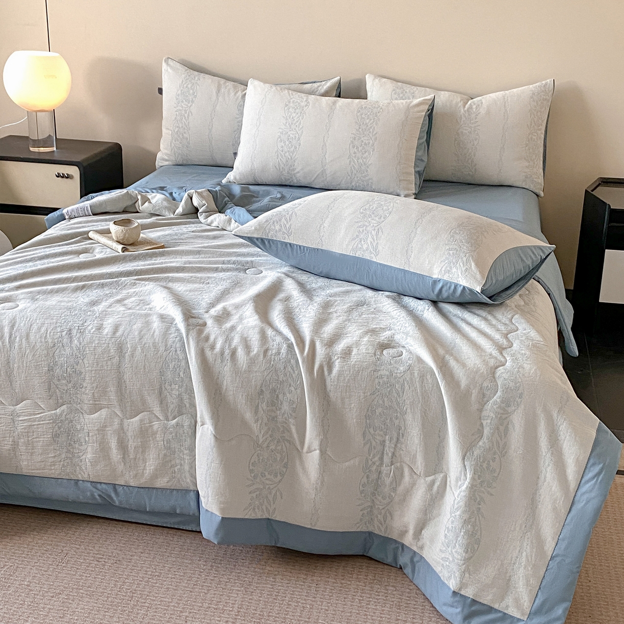 91家纺网 家纺一手货源 找家纺 恋人优选 2026新款全棉三层提花夏被空调被 花蔓吟-兰