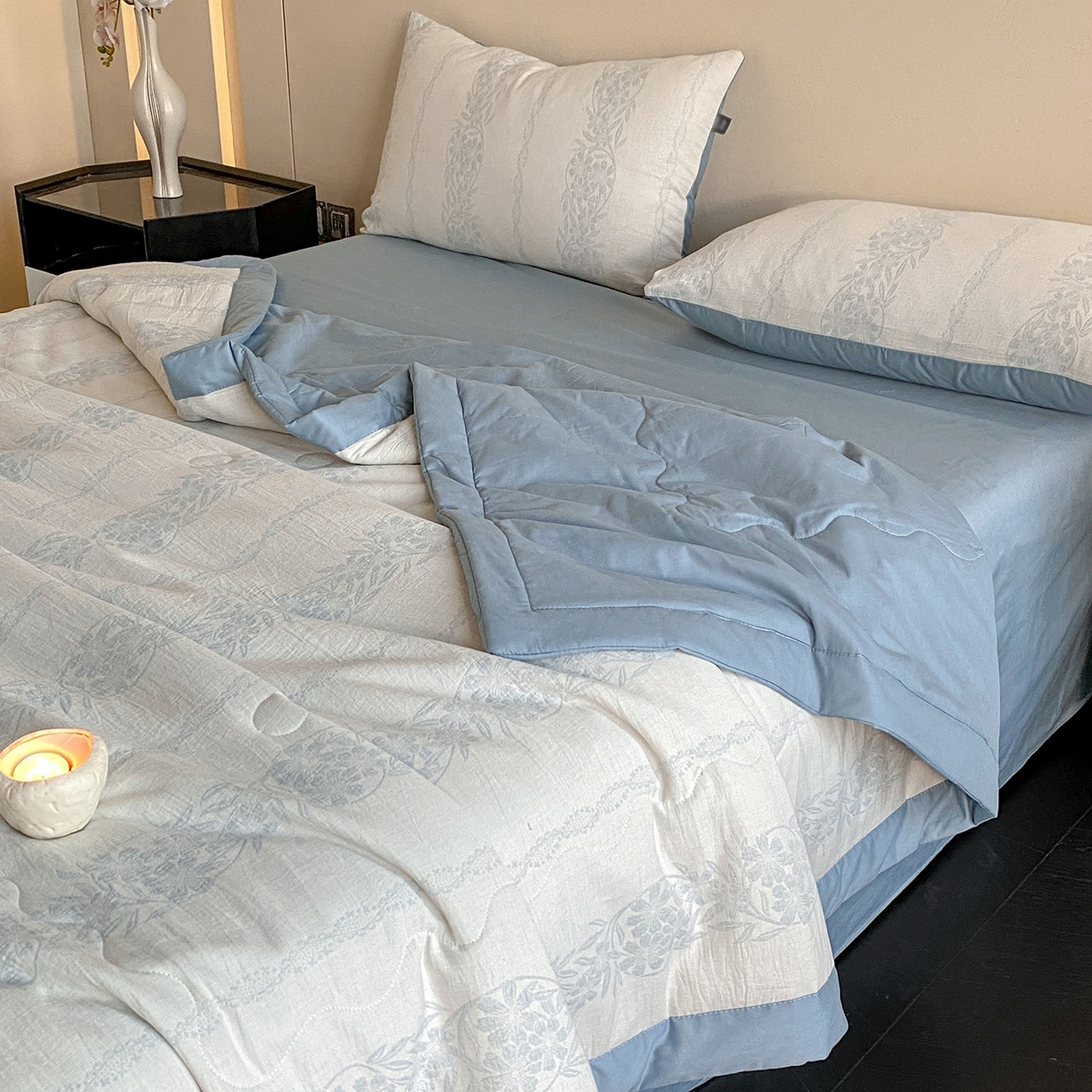 91家纺网 家纺一手货源 找家纺 恋人优选 2026新款全棉三层提花夏被空调被 花蔓吟-兰