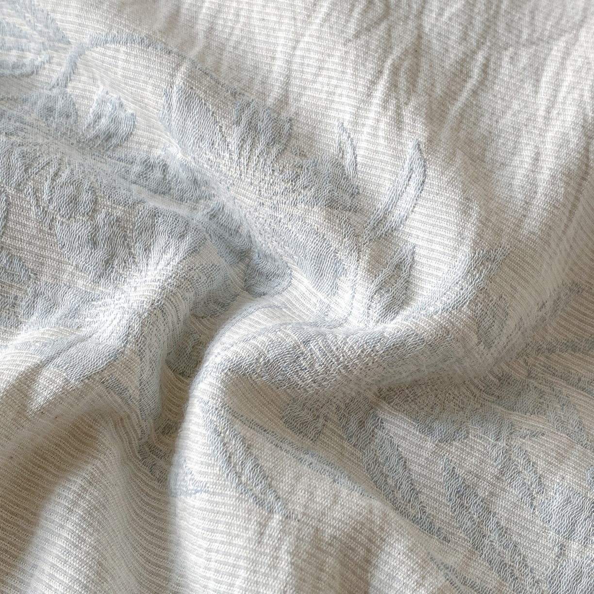 91家纺网 家纺一手货源 找家纺 恋人优选 2026新款全棉三层提花夏被空调被 花蔓吟-兰