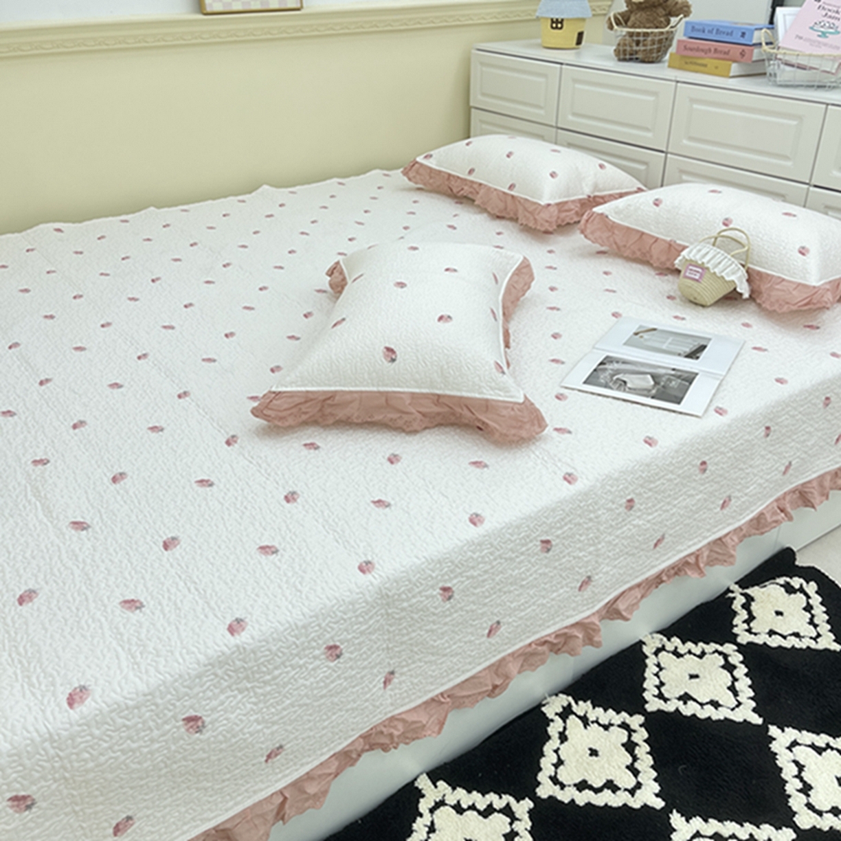 91家纺网 家纺一手货源 找家纺 禧瑞谷 2026法式纯棉绗缝全棉榻榻米床盖防滑加厚纯棉床单夹棉三件套床盖纯棉东北农大炕盖 奶油草莓