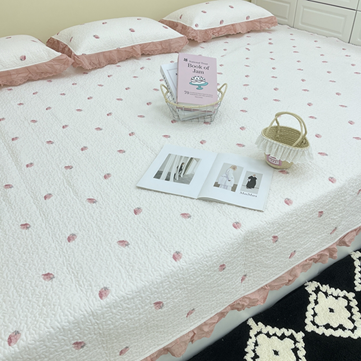 91家纺网 家纺一手货源 找家纺 禧瑞谷 2026法式纯棉绗缝全棉榻榻米床盖防滑加厚纯棉床单夹棉三件套床盖纯棉东北农大炕盖 奶油草莓