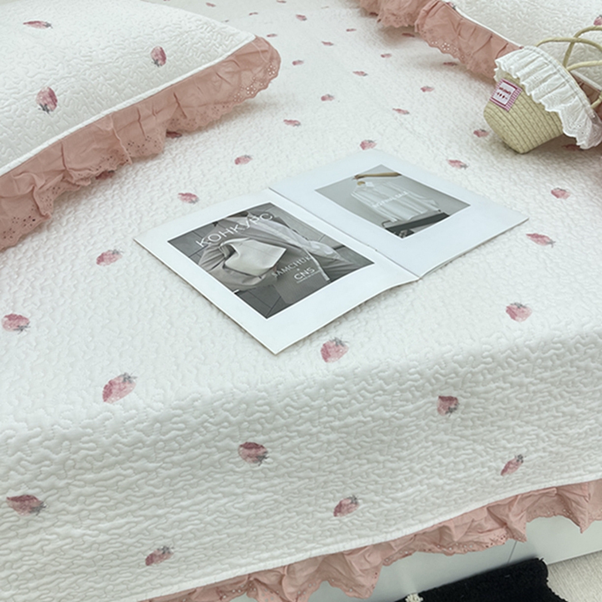 91家纺网 家纺一手货源 找家纺 禧瑞谷 2026法式纯棉绗缝全棉榻榻米床盖防滑加厚纯棉床单夹棉三件套床盖纯棉东北农大炕盖 奶油草莓