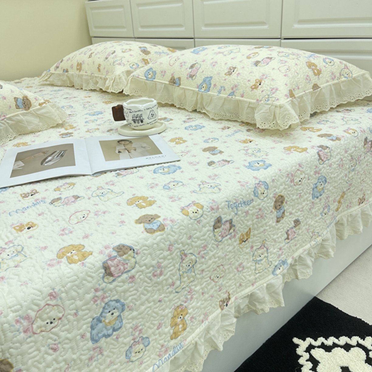 91家纺网 家纺一手货源 找家纺 禧瑞谷 2026法式纯棉绗缝全棉榻榻米床盖防滑加厚纯棉床单夹棉三件套床盖纯棉东北农大炕盖 奶油小狗