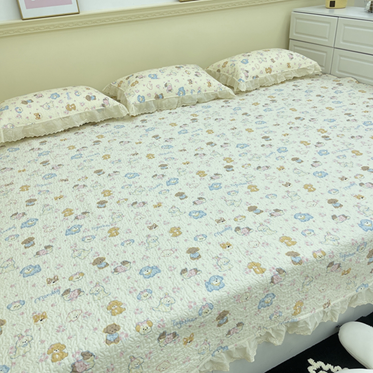 91家纺网 家纺一手货源 找家纺 禧瑞谷 2026法式纯棉绗缝全棉榻榻米床盖防滑加厚纯棉床单夹棉三件套床盖纯棉东北农大炕盖 奶油小狗